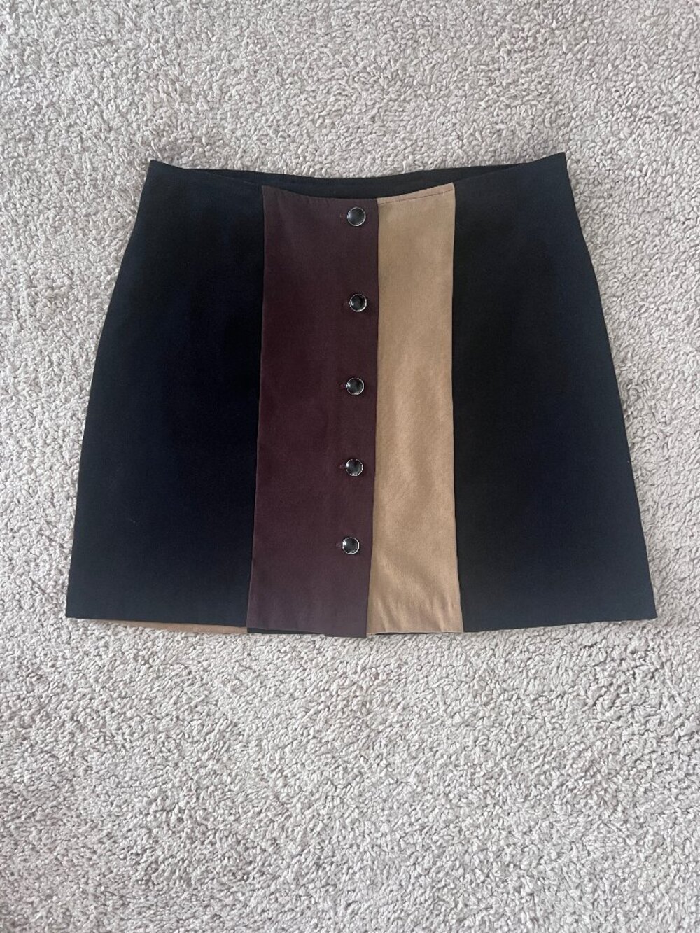 XOXO 3-Colored Paneled Mini Skirt –Sz Small – PERFECT for Fall